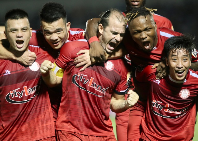 Vòng 19 V-League: CLB Hà Nội tái ngộ Bình Dương - 2 Vòng 19 V-League: CLB Hà Nội tái ngộ Bình Dương - 2