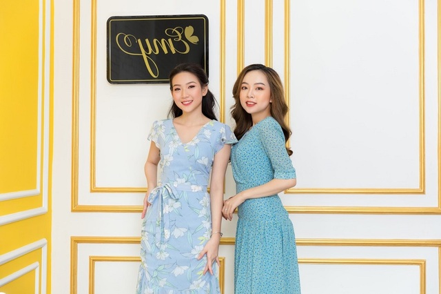 Váy Emy ra mắt cửa hàng luxury dành cho các nàng trung niên tại Sài Gòn - 4 Váy Emy ra mắt cửa hàng luxury dành cho các nàng trung niên tại Sài Gòn - 4