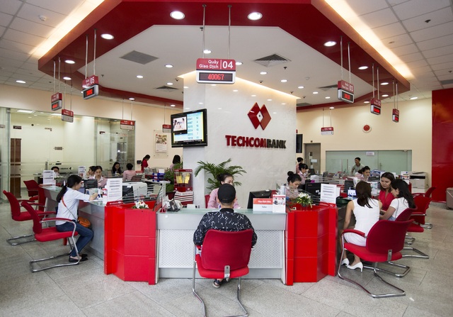 6 tháng đầu năm, lợi nhuận của Techcombank đạt kỷ lục 5,7 nghìn tỷ đồng - 1 6 tháng đầu năm, lợi nhuận của Techcombank đạt kỷ lục 5,7 nghìn tỷ đồng - 1