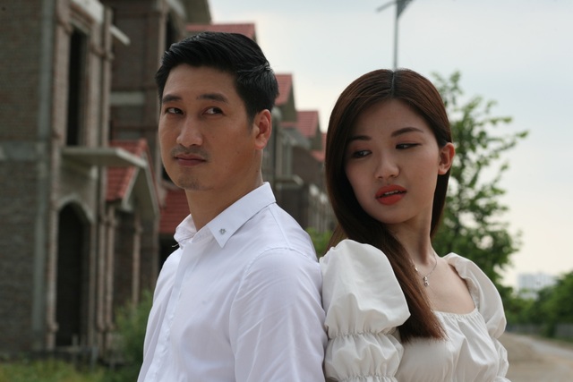 Lương Thanh ái ngại khi đóng cảnh giường chiếu, làm người thứ ba - 4 Lương Thanh ái ngại khi đóng cảnh giường chiếu, làm người thứ ba - 4