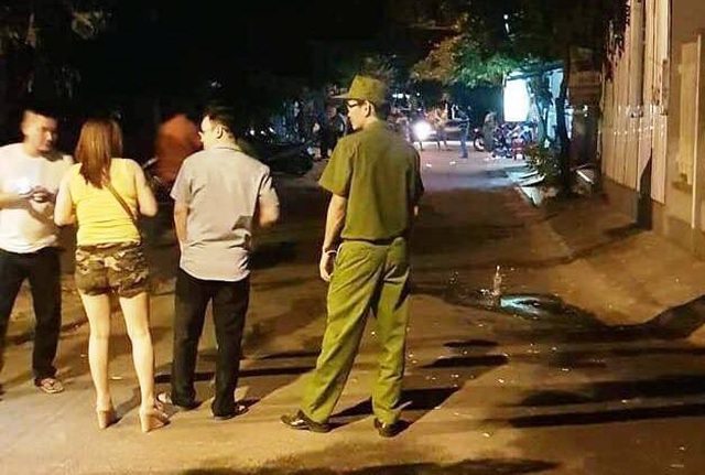 Mâu thuẫn tiền bo, con chủ quán karaoke nghi đâm chết khách - 1 Mâu thuẫn tiền bo, con chủ quán karaoke nghi đâm chết khách - 1