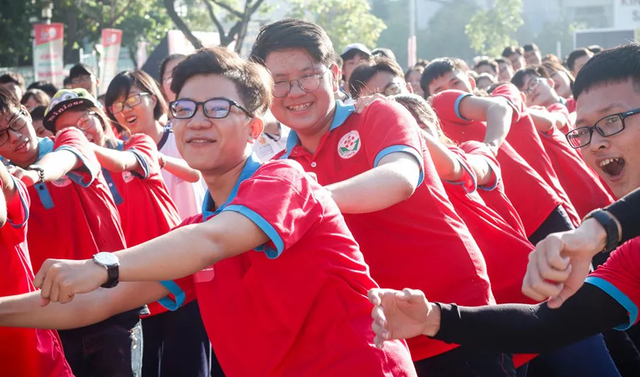 TPHCM: Học sinh Trường Phổ thông Năng khiếu đuối nước khi đi tình nguyện - 1 TPHCM: Học sinh Trường Phổ thông Năng khiếu đuối nước khi đi tình nguyện - 1