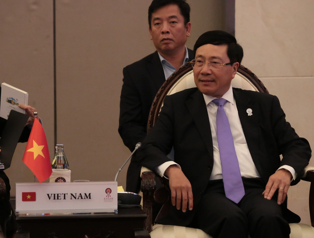 Phó Thủ tướng nêu việc Trung Quốc xâm phạm nghiêm trọng bãi Tư Chính tại Hội nghị ASEAN