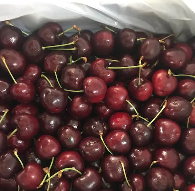 85.000 đồng/kg cherry tại Mỹ, hàng rẻ ồ ạt về Việt Nam - 2 85.000 đồng/kg cherry tại Mỹ, hàng rẻ ồ ạt về Việt Nam - 2