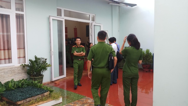 Cô gái khuyết tật bị gã chủ nhà cưỡng hiếp: Kết quả thực nghiệm hiện trường ra sao? - 3 Cô gái khuyết tật bị gã chủ nhà cưỡng hiếp: Kết quả thực nghiệm hiện trường ra sao? - 3
