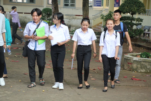 Đắk Lắk: Sau phúc khảo, thêm 23 thí sinh đỗ tốt nghiệp - 1 Đắk Lắk: Sau phúc khảo, thêm 23 thí sinh đỗ tốt nghiệp - 1