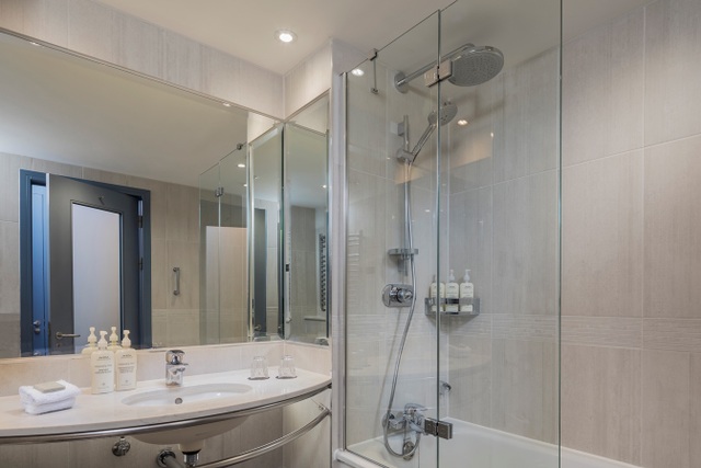 Tập đoàn IHG thay thế các sản phẩm tiện ích nhằm giảm lượng rác thải nhựa - 5 Tập đoàn IHG thay thế các sản phẩm tiện ích nhằm giảm lượng rác thải nhựa - 5