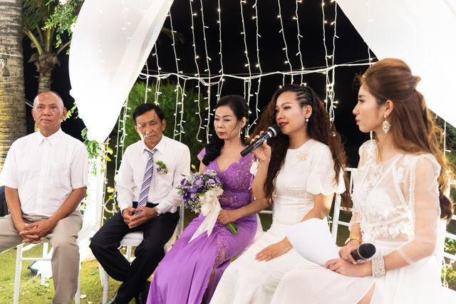 Đám cưới đặc biệt của người mẹ U60 được con gái đăng tin tuyển chồng ở Thanh Hóa - 4 Đám cưới đặc biệt của người mẹ U60 được con gái đăng tin tuyển chồng ở Thanh Hóa - 4