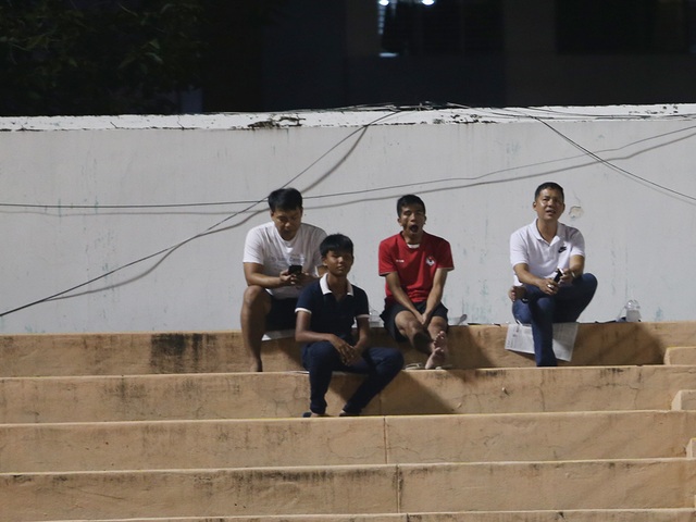 Được vào sân miễn phí, khán giả vẫn thờ ơ với giải U18 Đông Nam Á - Ảnh minh hoạ 8