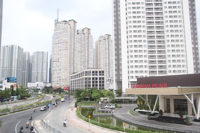 TPHCM: Cần quan tâm hơn nữa vấn đề nhà ở cho người có thu nhập thấp - 3 TPHCM: Cần quan tâm hơn nữa vấn đề nhà ở cho người có thu nhập thấp - 3