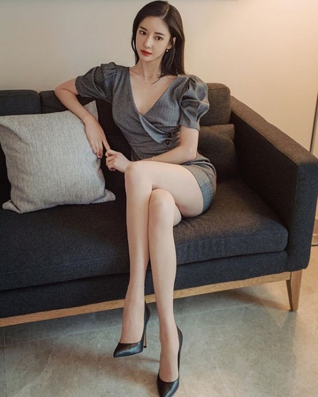 Nữ giáo viên, MC hot nhất Hàn Quốc đẹp như tiên sa nhờ tập môn con nhà giàu - 14 Nữ giáo viên, MC hot nhất Hàn Quốc đẹp như tiên sa nhờ tập môn con nhà giàu - 14