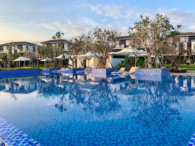 Cận cảnh khu biệt thự triệu đô mà Hồ Ngọc Hà mới tậu nhà - 3 Cận cảnh khu biệt thự triệu đô mà Hồ Ngọc Hà mới tậu nhà - 3