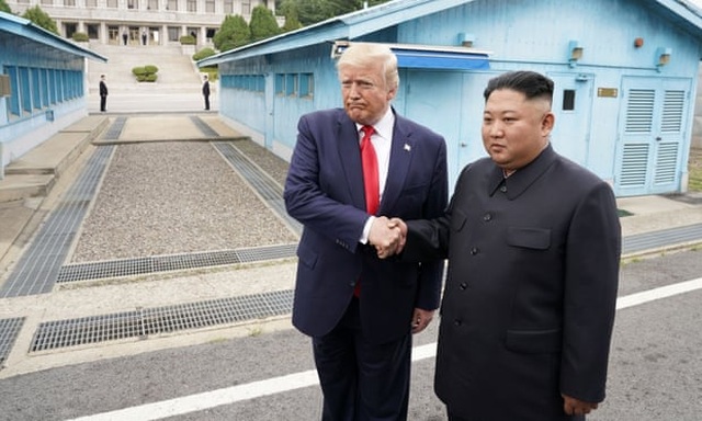 Ông Trump: Ông Kim Jong-un gửi lời xin lỗi nhỏ về các vụ thử tên lửa - 1 Ông Trump: Ông Kim Jong-un gửi lời xin lỗi nhỏ về các vụ thử tên lửa - 1