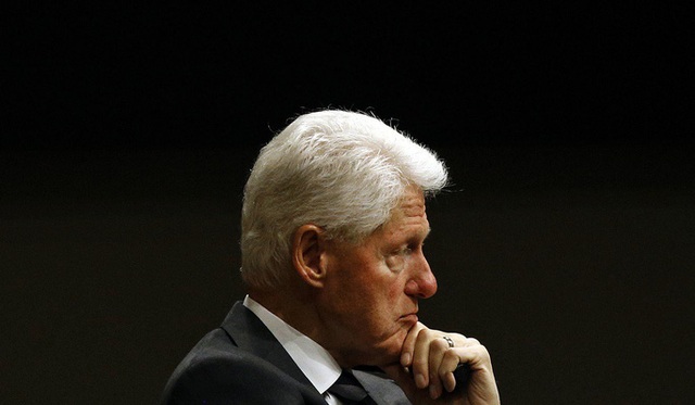 Ông Trump nghi ông Clinton đứng sau vụ tỉ phú ấu dâm tự tử? - 1 Ông Trump nghi ông Clinton đứng sau vụ tỉ phú ấu dâm tự tử? - 1