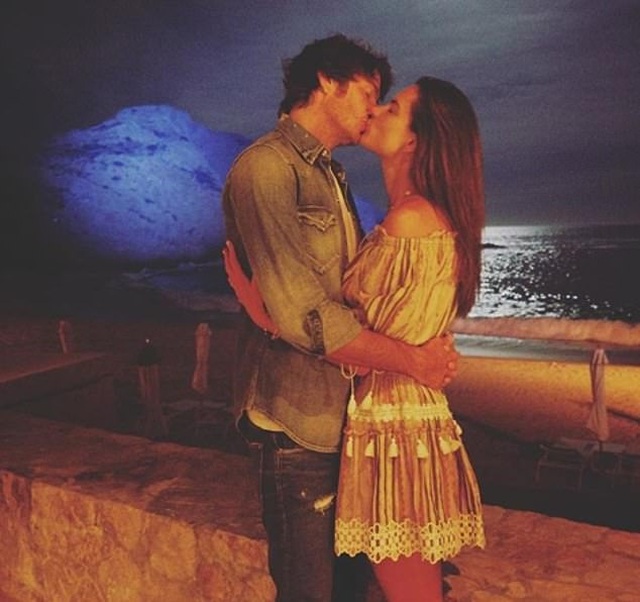 Alessandra Ambrosio diện loạt áo tắm bốc lửa - 6 Alessandra Ambrosio diện loạt áo tắm bốc lửa - 6