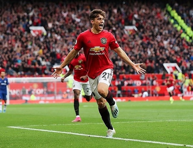 Những tân binh đắt xắt ra miếng của Man Utd ở trận đại thắng Chelsea - 3 Những tân binh đắt xắt ra miếng của Man Utd ở trận đại thắng Chelsea - 3