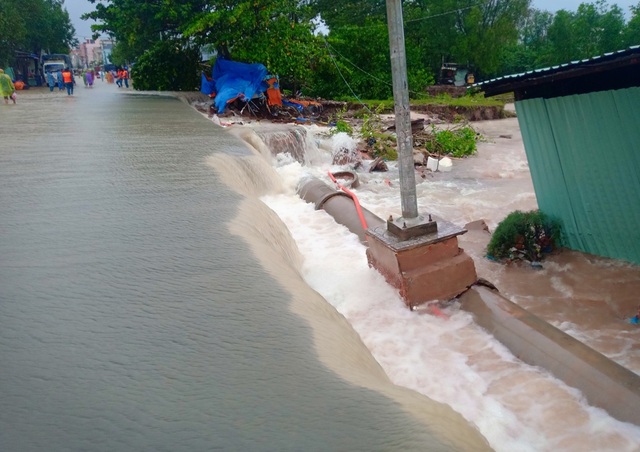 Nhìn lại 10 ngày đảo ngọc Phú Quốc quay cuồng trong trận lũ lụt chưa từng có - 1 Nhìn lại 10 ngày đảo ngọc Phú Quốc quay cuồng trong trận lũ lụt chưa từng có - 1