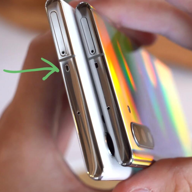 Sự thật phía sau “cái lỗ” bí ẩn trên Samsung Galaxy Note 10 - 1