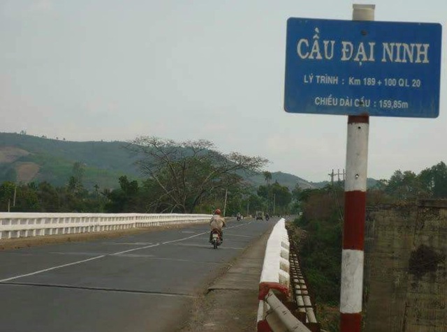 Thi công sửa chữa cầu, 1 công nhân rơi xuống chân cầu tử vong - 1 Thi công sửa chữa cầu, 1 công nhân rơi xuống chân cầu tử vong - 1