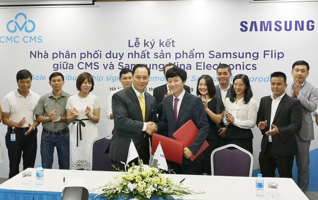 Lễ Ký kết hợp tác giữa CMS và Samsung Vina