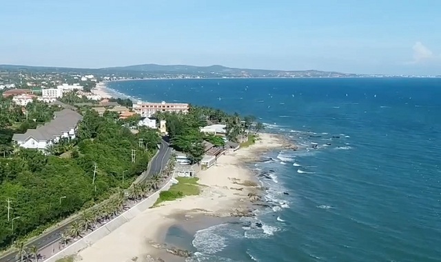 Vốn đang ngầm chảy vào đất nền ven biển - 2 Vốn đang ngầm chảy vào đất nền ven biển - 2