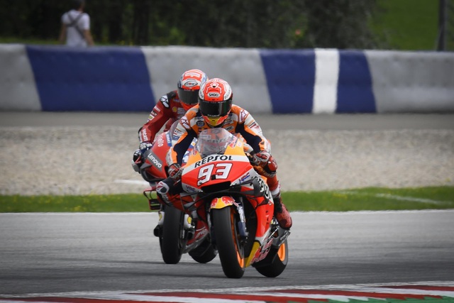 Chặng 11 MotoGP 2019: Dovizioso có chiến thắng nghẹt thở trước Marquez - 4