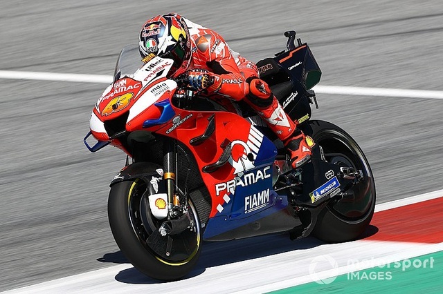 Chặng 11 MotoGP 2019: Dovizioso có chiến thắng nghẹt thở trước Marquez - 8