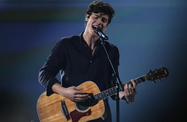 Shawn Mendes, chàng ca sĩ hát trực tiếp còn hay hơn hát phòng thu - 2 Shawn Mendes, chàng ca sĩ hát trực tiếp còn hay hơn hát phòng thu - 2