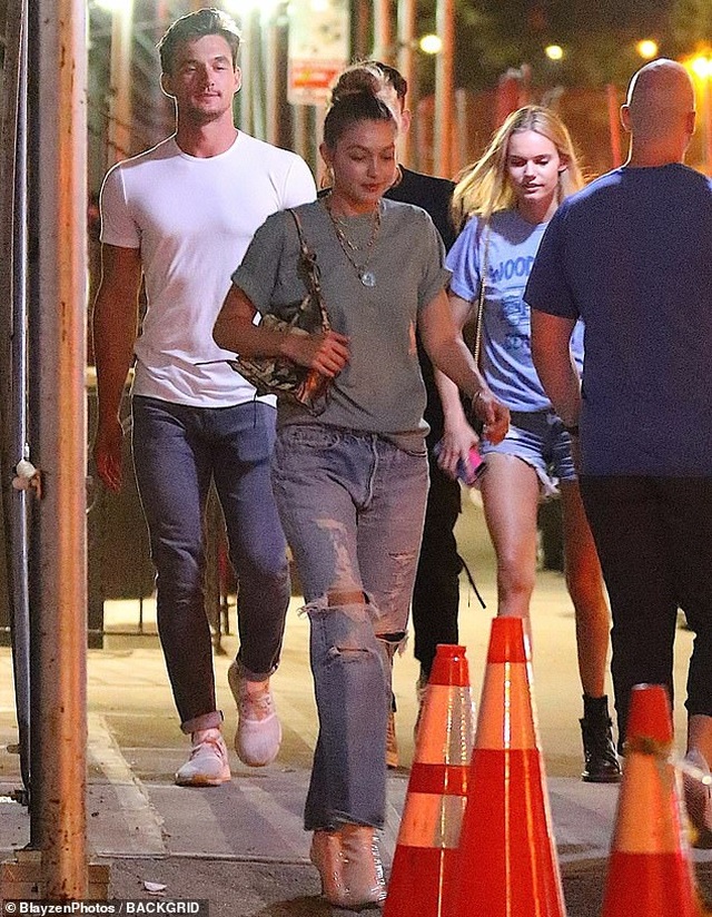 Gigi Hadid có bạn trai mới - 3 Gigi Hadid có bạn trai mới - 3