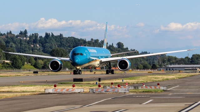 Tối nay, “siêu máy bay” Boeing 787-10 đầu tiên có mặt tại Việt Nam - 5 Tối nay, “siêu máy bay” Boeing 787-10 đầu tiên có mặt tại Việt Nam - 5