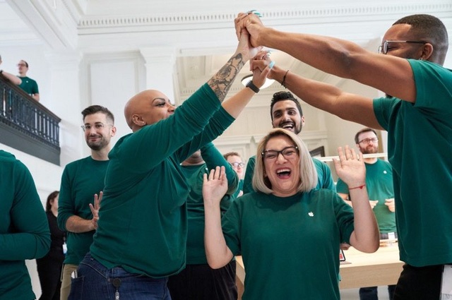 Apple đang tạo ra 2,4 triệu việc làm ở Mỹ - 1 Apple đang tạo ra 2,4 triệu việc làm ở Mỹ - 1