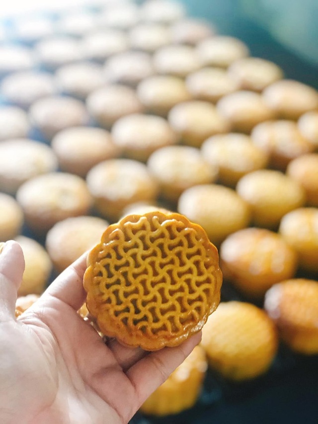 Lớp làm bánh trung thu nở rộ, nhưng học xong vẫn không làm nổi - 4 Lớp làm bánh trung thu nở rộ, nhưng học xong vẫn không làm nổi - 4