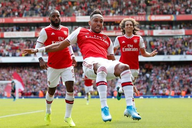 Arsenal 2-1 Burnley: “Song sát” Lacazette - Aubameyang tỏa sáng - 1 Arsenal 2-1 Burnley: “Song sát” Lacazette - Aubameyang tỏa sáng - 1