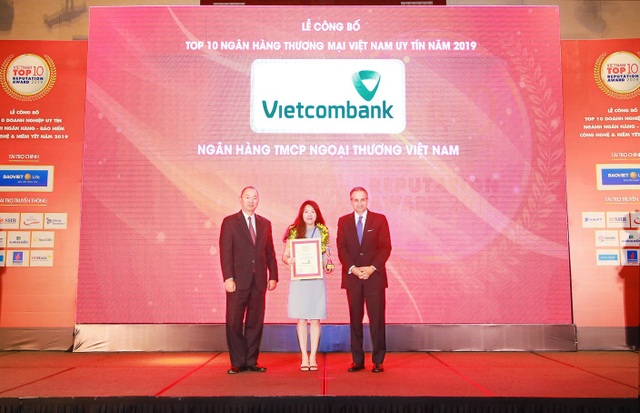 Vietcombank tiếp tục là ngân hàng uy tín nhất Việt Nam - 1 Vietcombank tiếp tục là ngân hàng uy tín nhất Việt Nam - 1