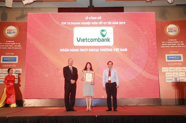 Vietcombank tiếp tục là ngân hàng uy tín nhất Việt Nam - 3 Vietcombank tiếp tục là ngân hàng uy tín nhất Việt Nam - 3