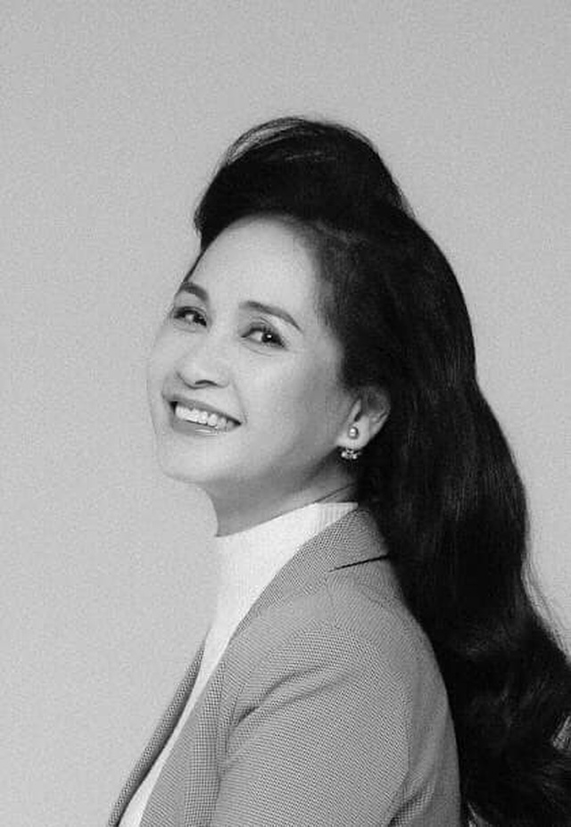 NSND Lan Hương gây xôn xao với dung nhan thời thiếu nữ - 8 NSND Lan Hương gây xôn xao với dung nhan thời thiếu nữ - 8