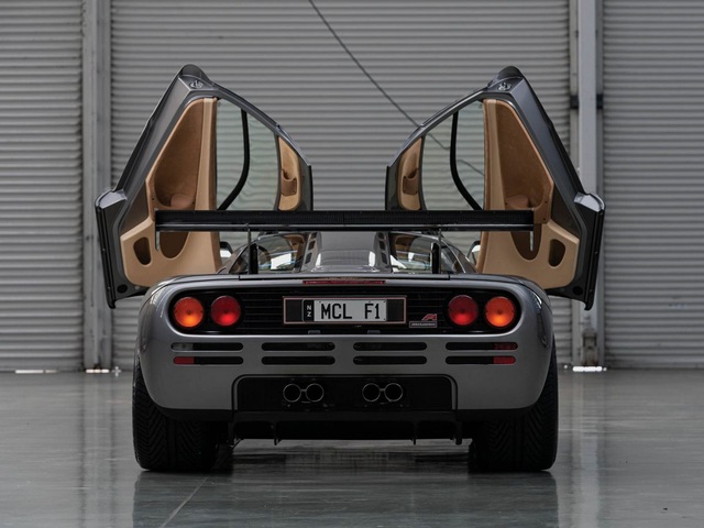 Gần 20 triệu USD cho một chiếc McLaren đời 1994 - Vì sao? - 11