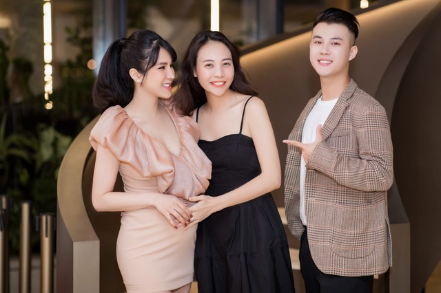 Bà xã Cường Đôla dự sinh nhật Diệp Lâm Anh sau đám cưới ngợp siêu xe - 10