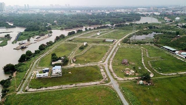 TPHCM: Nhiều dự án lớn sắp bị cơ quan điều tra “sờ gáy” - 2 TPHCM: Nhiều dự án lớn sắp bị cơ quan điều tra “sờ gáy” - 2