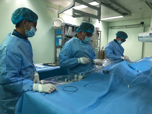 Cứu sống bệnh nhân người nước ngoài bị nhồi máu cơ tim cấp, đe dọa tính mạng - 1 Cứu sống bệnh nhân người nước ngoài bị nhồi máu cơ tim cấp, đe dọa tính mạng - 1