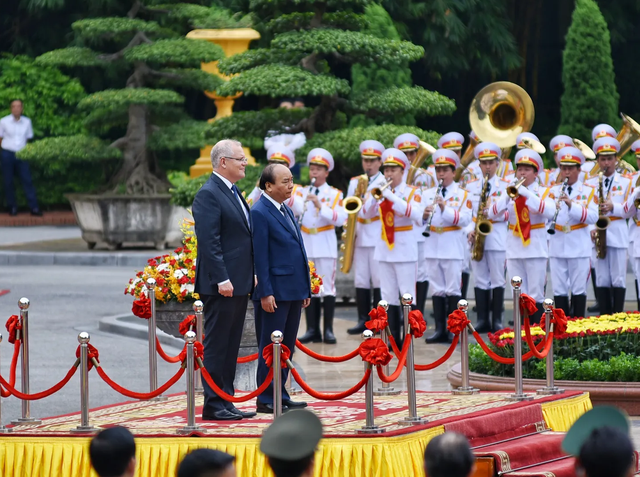 Thủ tướng Nguyễn Xuân Phúc đón người đồng cấp Australia lần đầu thăm chính thức Việt Nam