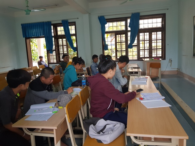 Ngôi trường Sư phạm đìu hiu, lớp học lèo tèo hơn chục sinh viên! - 5 Ngôi trường Sư phạm đìu hiu, lớp học lèo tèo hơn chục sinh viên! - 5