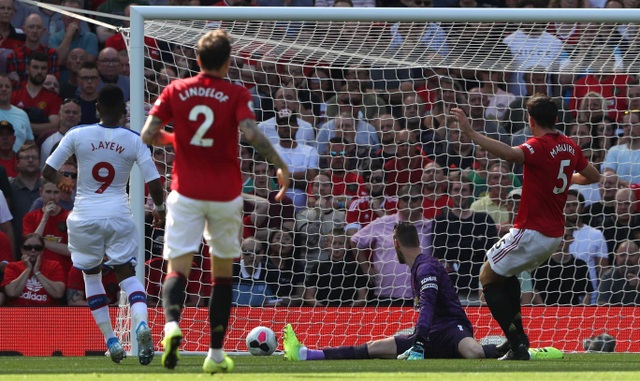 Những khoảnh khắc trong trận thua tệ hại của Man Utd trước Crystal Palace - 6 Những khoảnh khắc trong trận thua tệ hại của Man Utd trước Crystal Palace - 6