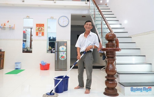 Nghề... bật - tắt đèn ở làng ve chai - 1 Nghề... bật - tắt đèn ở làng ve chai - 1