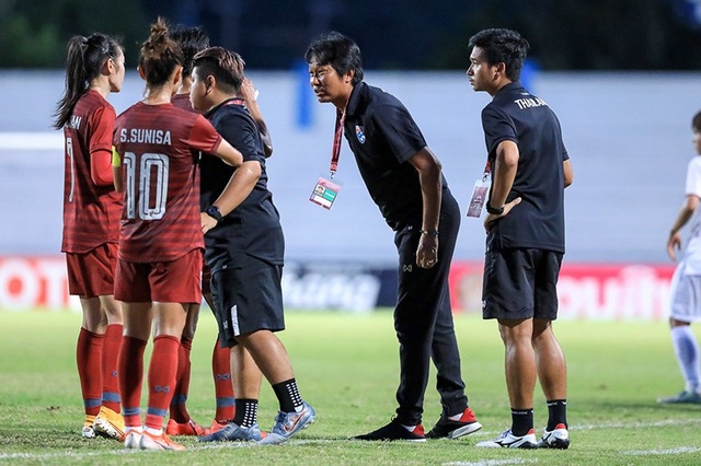 Vượt qua Thái Lan, đội tuyển nữ Việt Nam vô địch Đông Nam Á - 14 Vượt qua Thái Lan, đội tuyển nữ Việt Nam vô địch Đông Nam Á - 14