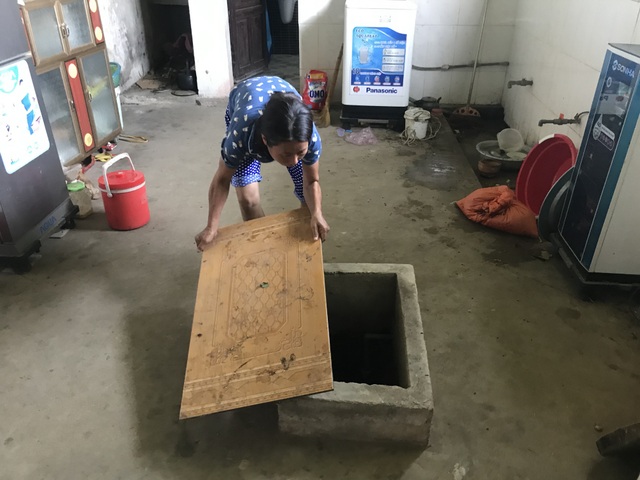 Cụ bà nghi đổ thuốc diệt cỏ hại gia đình hàng xóm vì bị vu oan trộm tiền - 2 Cụ bà nghi đổ thuốc diệt cỏ hại gia đình hàng xóm vì bị vu oan trộm tiền - 2