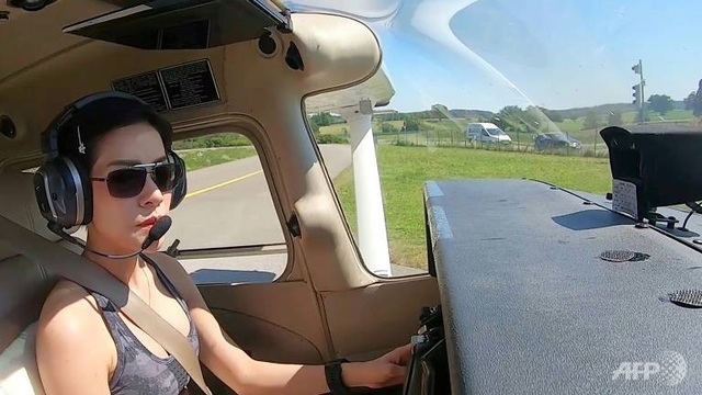 Thái Lan công bố loạt ảnh gây sốt về Hoàng Quý phi - 1 Thái Lan công bố loạt ảnh gây sốt về Hoàng Quý phi - 1