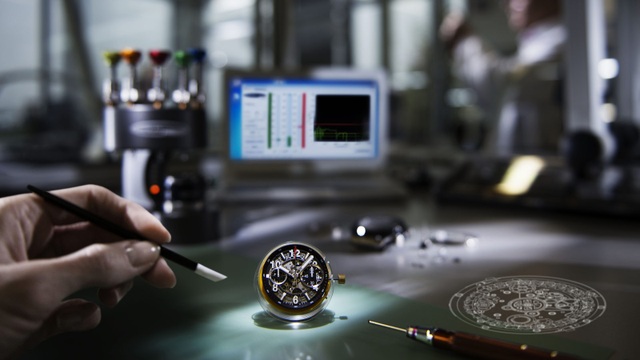 Unico Flyback Chronograph – Bộ chuyển động khép kín đáng tự hào của Hublot - 3 Unico Flyback Chronograph – Bộ chuyển động khép kín đáng tự hào của Hublot - 3