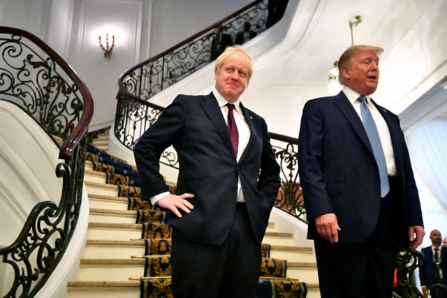 Tổng thống Trump muốn có một “thỏa thuận thương mại rất lớn” với Anh, sau Brexit - 1 Tổng thống Trump muốn có một “thỏa thuận thương mại rất lớn” với Anh, sau Brexit - 1