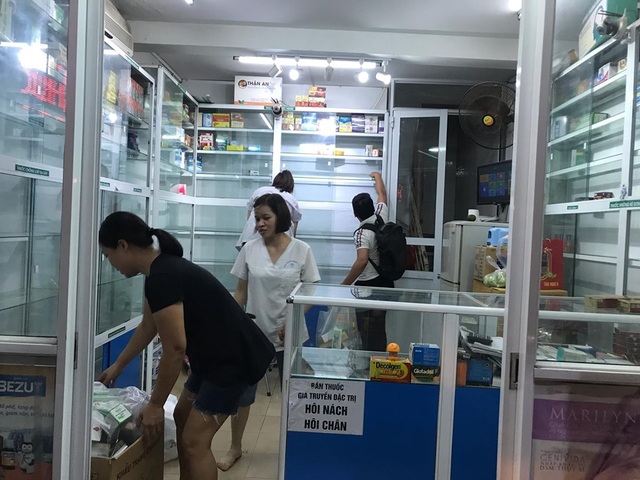 Hiện trường vụ cháy cực lớn tại Nhà máy bóng đèn phích nước Rạng Đông - 10 Hiện trường vụ cháy cực lớn tại Nhà máy bóng đèn phích nước Rạng Đông - 10